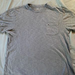 Vineyard vines t-shirt